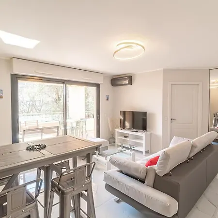 Holiday home Beautiful With Pool Near Monaco Beausoleil